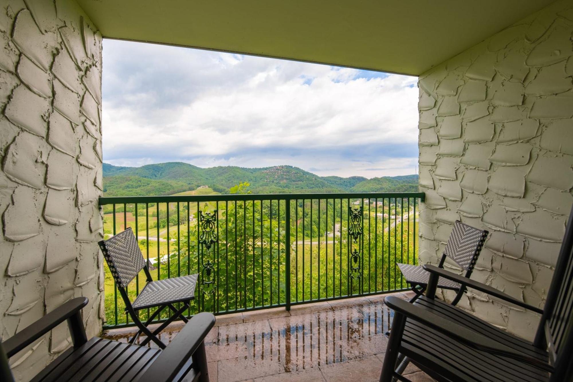 Mountain Views At Dolly'S Castle Unit 3 Villa Sevierville Dış mekan fotoğraf